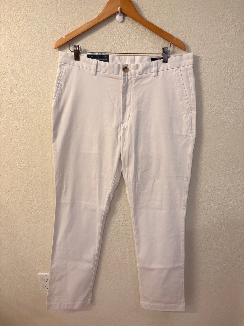 Vineyard Vines Breaker Pants - 35 x 32 NWT